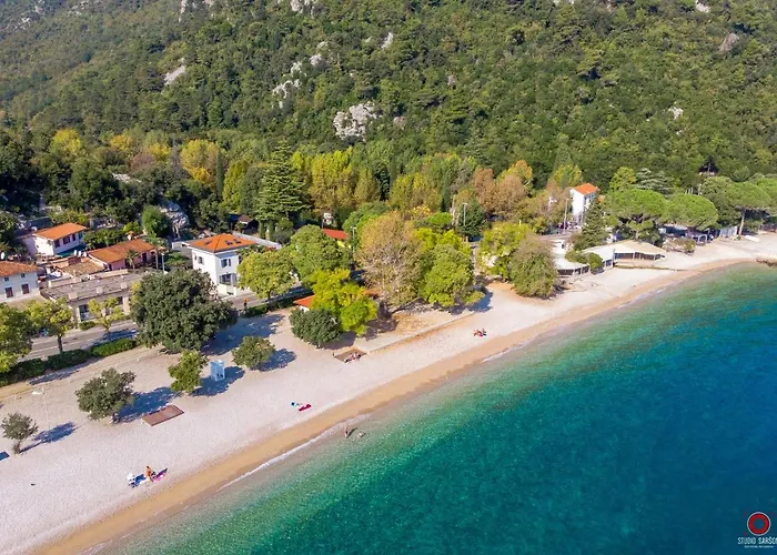 Ines Villa Icici
